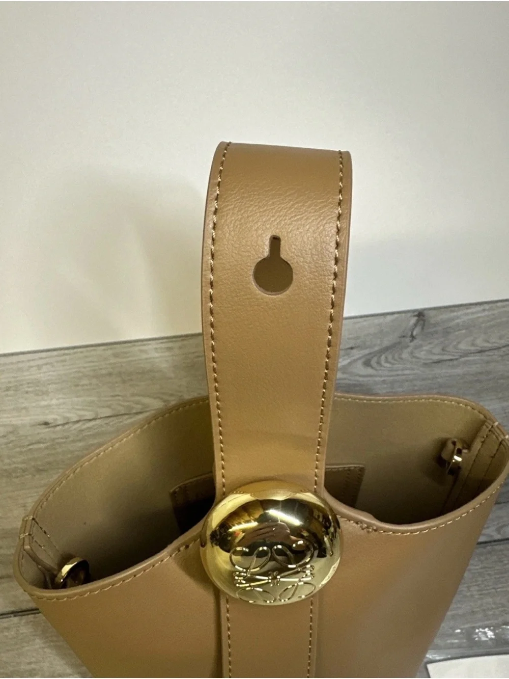Loewe barely used